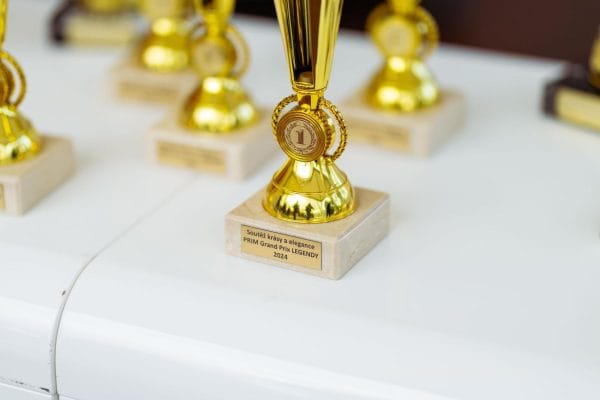 Legendy 2024 Prehlidka Automobilu Soutez Grand Prix 2