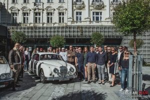 Daimler v8 250 clenove