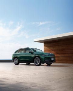 189 LEAPMOTOR C10 web Legendy